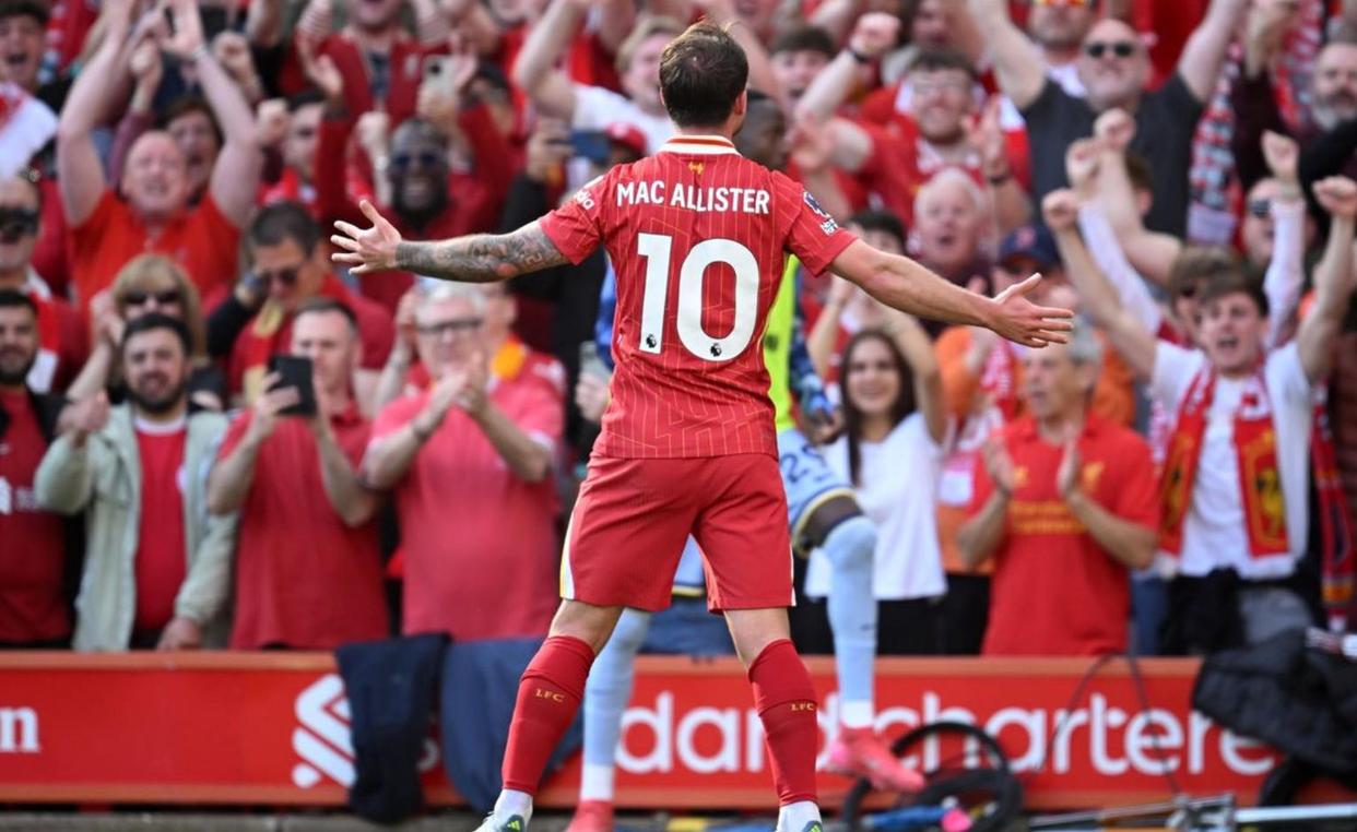 爱游戏官方网站-巴特勒重返赛场，锐不可当首场状态出色，利物浦观众沸腾！(巴特勒进攻集锦)